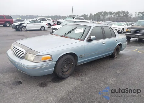 2000 Ford Crown Victoria Police Interceptor z USA, uszkodzony, nr VIN 2FAFP71W7YX142429